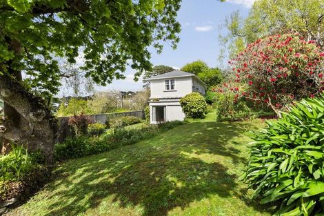 Photo of property in 1 Seaforth Terrace, Karori, Wellington, 6012