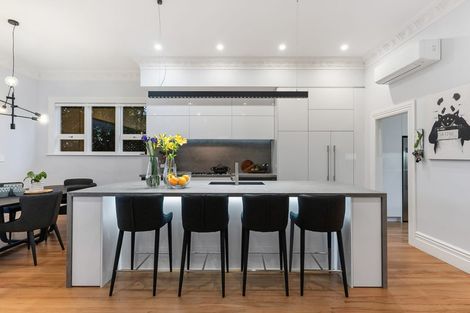 Photo of property in 18 Kowhai Street, Mount Eden, Auckland, 1024