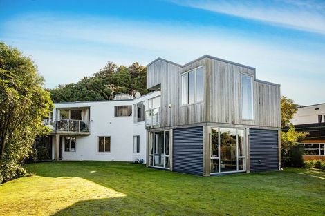 Photo of property in 73 Viewmont Drive, Harbour View, Lower Hutt, 5010