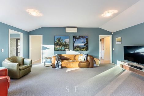 Photo of property in 22 Fairway Oaks Drive, Waikanae Beach, Waikanae, 5036