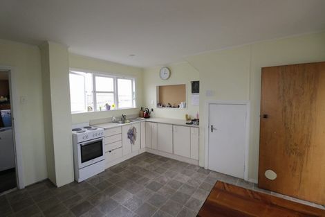 Photo of property in 12 Matipo Street, Castlecliff, Whanganui, 4501