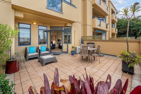 Photo of property in 2c/7-11 Bute Road, Browns Bay, Auckland, 0630