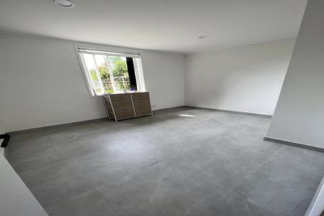 Photo of property in 14 Cloverly Crescent, Campbells Bay, Auckland, 0630
