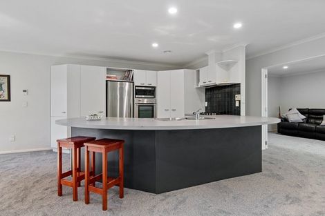 Photo of property in 20 Greenough Place, Rototuna, Hamilton, 3210