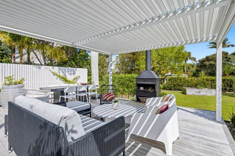 Photo of property in 19 Harbour View Road, Point Wells, Warkworth, 0986