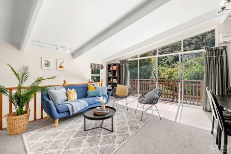 Photo of property in 18 Harbour View Road, Harbour View, Lower Hutt, 5010