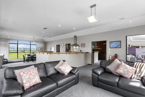 Photo of property in 461 Outram-mosgiel Road, Riverside, Outram, 9073