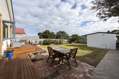 Photo of property in 37 Athens Street, Miramar, Wellington, 6022