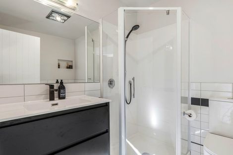 Photo of property in 65 Oregon Drive, Kelvin Heights, Queenstown, 9300