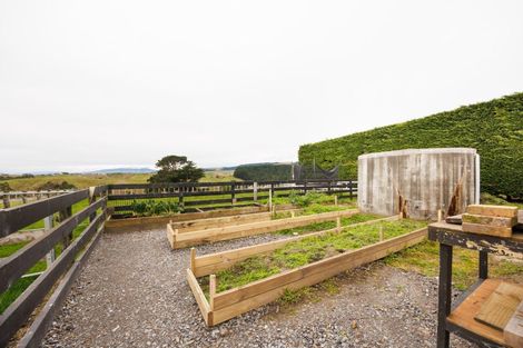 Photo of property in 32 Stoneleigh Lane, Aokautere, Palmerston North, 4471