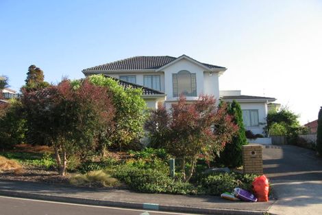 Photo of property in 40 Mulgan Way, Browns Bay, Auckland, 0630