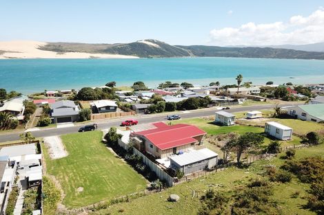 Photo of property in 39 Taumatawiwi Street, Opononi, Kaikohe, 0473