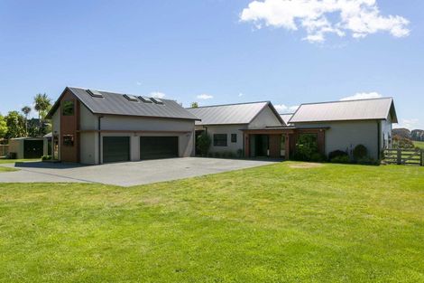 Photo of property in 67 Lomond Grove, Acacia Bay, Taupo, 3385