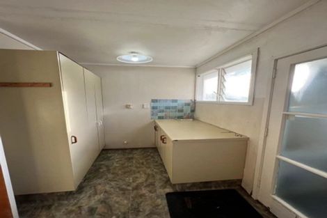 Photo of property in 1/520 Beach Road, Murrays Bay, Auckland, 0630