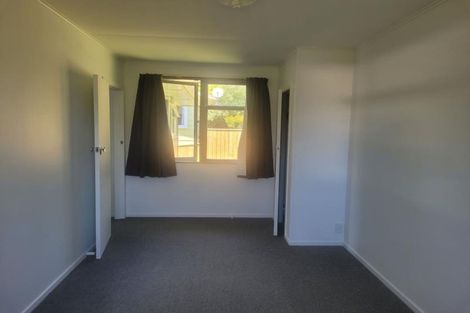 Photo of property in 8 Granby Place, Westown, New Plymouth, 4310