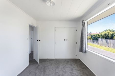Photo of property in 8 Conifer Place, Te Puke, 3119