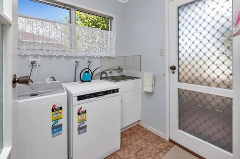 Photo of property in 2/19 Elizabeth Street, Kensington, Whangarei, 0112