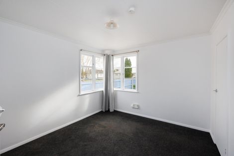 Photo of property in 70 Rangiora Avenue, Roslyn, Palmerston North, 4414
