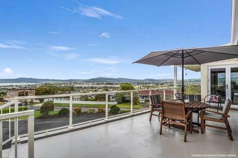 Photo of property in 30 Russell Crescent, Western Heights, Rotorua, 3015