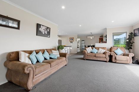 Photo of property in 109 Hursthouse Road, Tarurutangi, New Plymouth, 4372