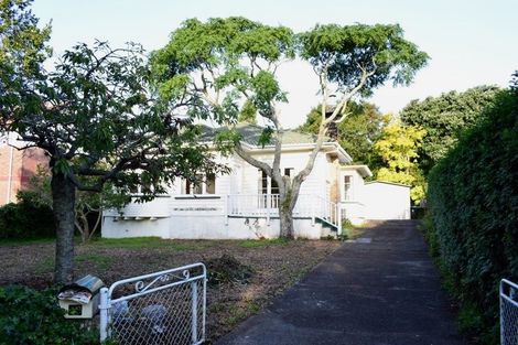 Photo of property in 43 Pilkington Road, Panmure, Auckland, 1072