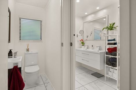 Photo of property in 6 Puketiro Place, Paihia, 0200