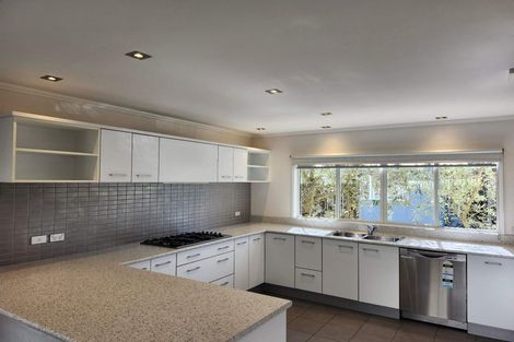 Photo of property in 5 Willowgrange Place, Pukekohe, 2120