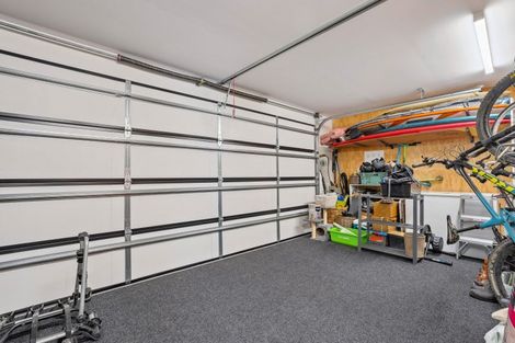 Photo of property in 4 Pounamu Avenue, Albert Town, Wanaka, 9305