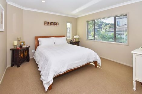 Photo of property in 150 Charles Prevost Drive, The Gardens, Auckland, 2105
