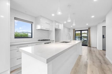 Photo of property in 2 Lords Way, Silverdale, 0932