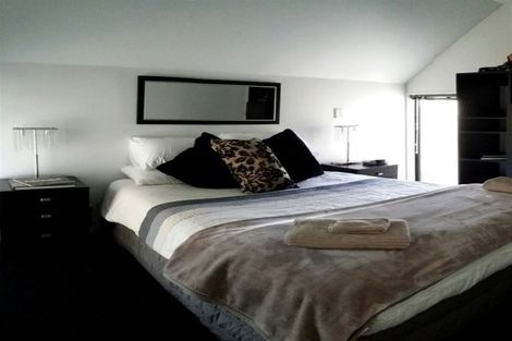 Photo of property in 2/235 Lincoln Road, Addington, Christchurch, 8024