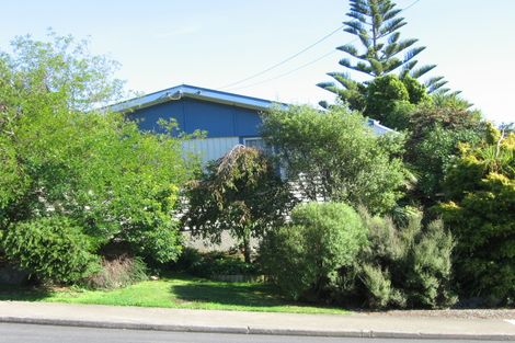 Photo of property in 74 Beazley Avenue, Paparangi, Wellington, 6037