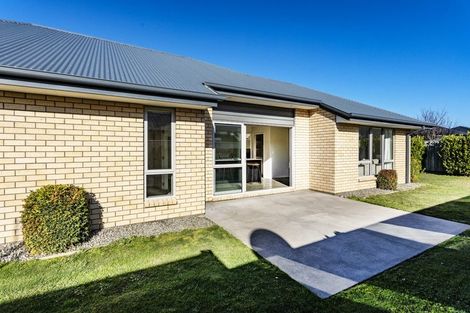 Photo of property in 16 Longcot Drive, Rolleston, 7615