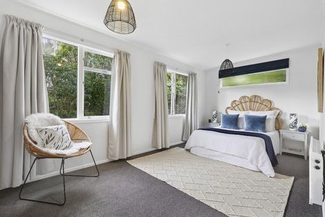 Photo of property in 142 The Ridgeway, Mornington, Wellington, 6021