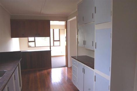 Photo of property in 3 Shearer Crescent, Naenae, Lower Hutt, 5011