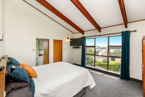 Photo of property in 16a Tiverton Crescent, Whalers Gate, New Plymouth, 4310