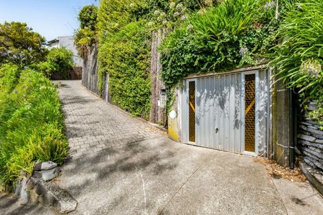 Photo of property in 157 Vivian Street, New Plymouth, 4310