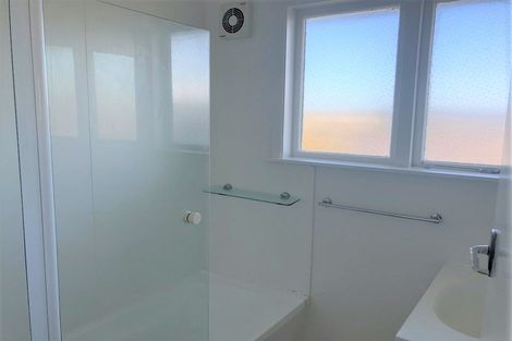 Photo of property in 30 Baylands Drive, Newlands, Wellington, 6037