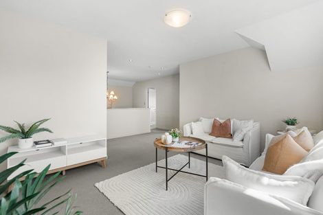 Photo of property in 313 Withells Road, Avonhead, Christchurch, 8042