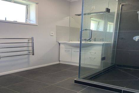 Photo of property in 1/30 Acacia Road, Torbay, Auckland, 0632