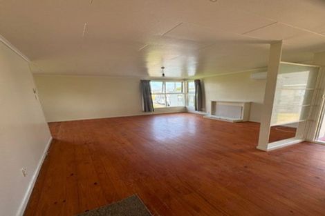 Photo of property in 5 Wroughton Crescent, Otara, Auckland, 2023