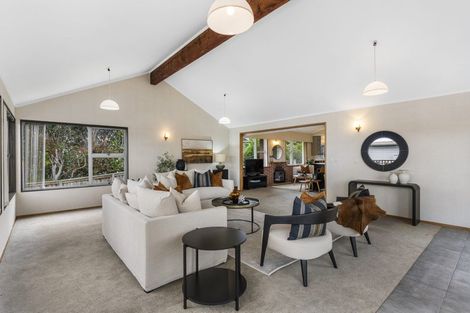 Photo of property in 29 Braemar Road, Castor Bay, Auckland, 0620