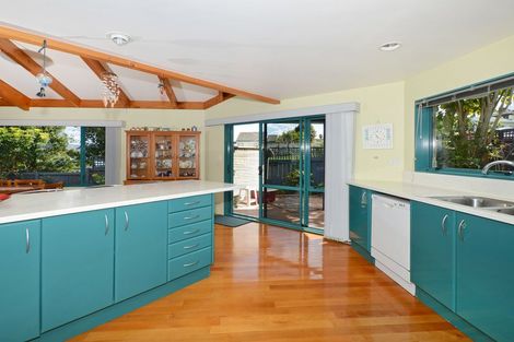 Photo of property in 254 Beach Road, Campbells Bay, Auckland, 0630