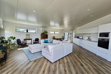 Photo of property in 26a Brookvale Road, Havelock North, 4130