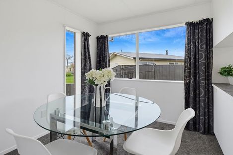 Photo of property in 42 Acacia Street, Kelvin Grove, Palmerston North, 4414