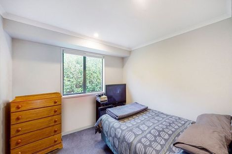 Photo of property in 31 Mooring Close, Whitby, Porirua, 5024