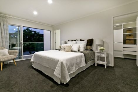 Photo of property in 5 Tuatini Place, Long Bay, Auckland, 0630