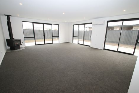 Photo of property in 19 Anderton Crescent, Mosgiel, 9024