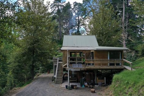 Photo of property in 9 Karapiro Road, Karapiro, Cambridge, 3496