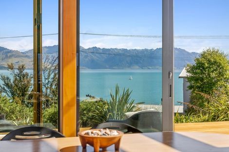 Photo of property in 35 Skinner Crescent, Lake Hawea, 9382